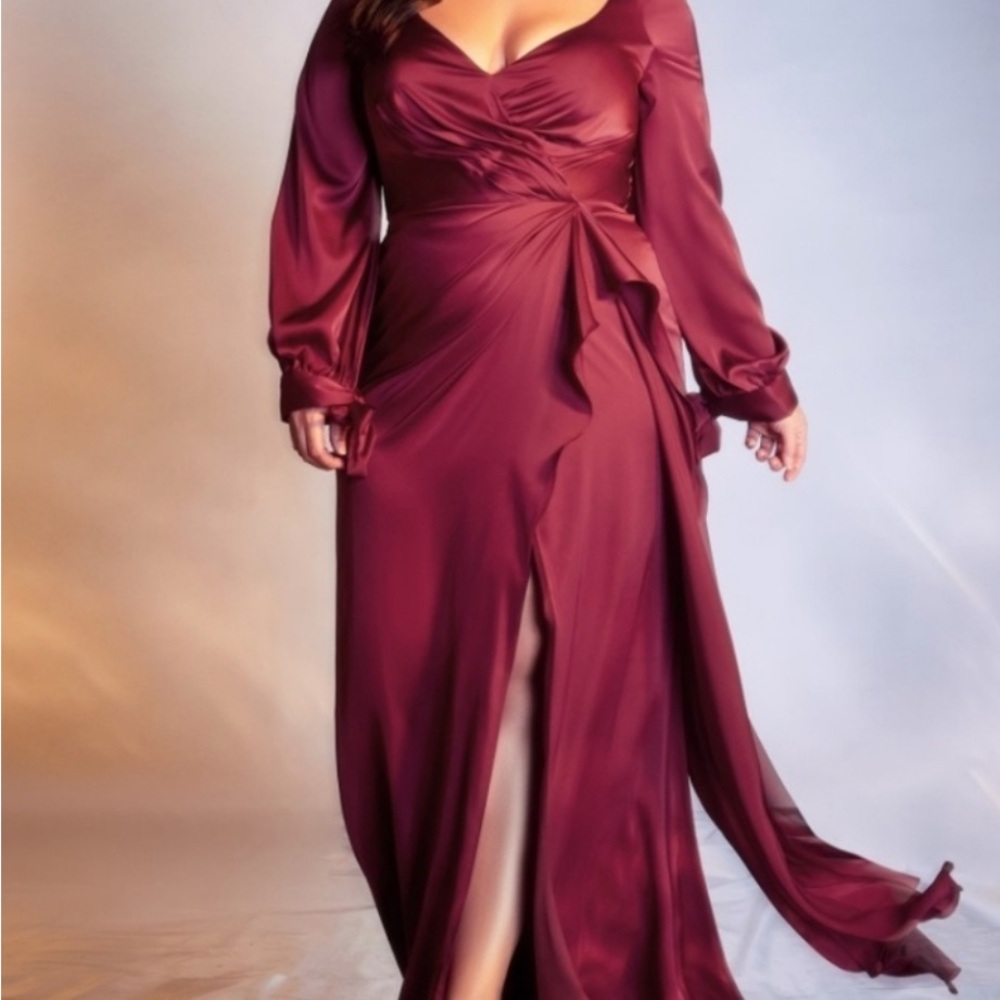 Elegant Burgundy Long Sleeve Dress